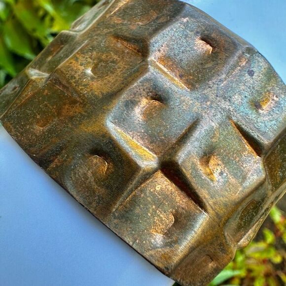 Geometric copper cuff bracelet - Picture 2 of 10